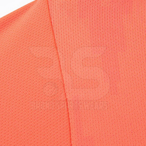 Uniforme de Fútbol Profesional 100% Poliéster, Tela Ligera y Transpirable, Servicio OEM, Personalizable para Entrenamientos y Partidos - Product Image 6
