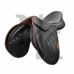 Silla de montar profesional para salto ecuestre con estructura de madera y cincha de cuero genuino duradero. Productos de carreras de caballos ingleses de la India. - Product Image 3