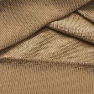 Nouveaux survêtements élégants pour hommes, surdimensionnés, respirants et personnalisables, avec un design haut de gamme - Product Image 2