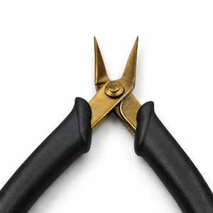 Alicates Premium de Acero Inoxidable para Abrir Anillos, Herramienta de Reparación de Joyería Dorada con Empuñadura Negra - Product Image 6