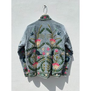 Chaqueta Suzani de Terciopelo Gris, Bordado Uzbeko, Chaqueta Corta Unisex con Forro Interior de Algodón, Chaqueta Boho Chic, Regalos para Mujer - Product Image 6