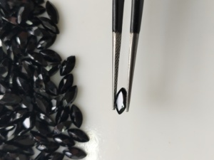 Espinela Negra Natural 7x3.5MM Corte Marquesa, Gema Suelta de la Mejor Calidad para Joyería, Gemas Red Mountain Modelo R5BSMQCT735 - Product Image 2
