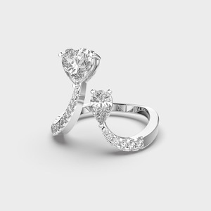 Anillo de Compromiso con Diamante Corte Corazón en Oro Blanco con Engaste Pavé, Estilo Romántico para Mujer - Product Image 3
