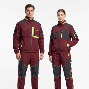 Ensemble de survêtement unisexe 2-en-1 en nylon solide, réfléchissant et imperméable, avec poches, coupe-vent, broderie et impression numérique, personnalisable et de haute qualité - Product Image 1