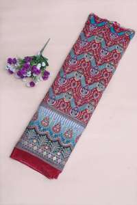 Tissu en crêpe naturel marron à imprimé floral géométrique ethnique avec bordure ornementale épaisse pour la confection de robes Kurti - Product Image 5