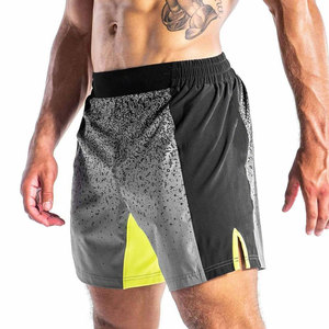 Pantalones Cortos Deportivos Panelados para Hombre, Cintura Media, Elásticos, de Secado Rápido, con Diseño de Puntos, en Gris, Negro y Amarillo Neón - Product Image 5