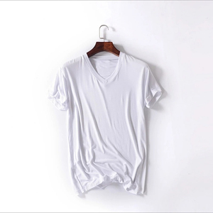 T-shirt unisexe vintage en denim délavé, écologique, avec broderie de patch, coupe ample, col rond, 220g, impression par sublimation pour - Product Image 3