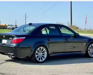 BMW M5 2006 Usado en Buen Estado, 1 Dueño, 44,900 Millas, Motor V10 de 500 hp, Propiedad de California - Product Image 6