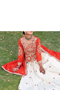 Lehenga Choli, robe de mariée indienne traditionnelle en soie pour femmes, rouge crème, brodée, longueur au sol, tenue ethnique élégante pour femmes - Product Image 2