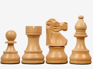 Reproducción de piezas de ajedrez francesas Lardy, Rey de 3.75 pulgadas en madera de abedul ebonizada y natural al mejor precio - Product Image 4