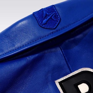 เสื้อแจ็คเก็ตบอมเบอร์หนังสีน้ำเงินมาซารีน Avirex USA สำหรับผู้ชาย - Product Image 4