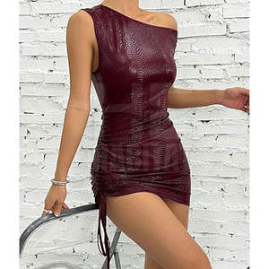 Robe en cuir véritable confortable pour femmes, matériau durable, texture douce, parfaite pour les vêtements pour adultes - Product Image 6