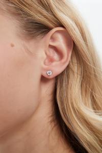 Pendientes de Estrella con Diamante Cultivado en Laboratorio, Oro Sólido de 14K, Diseño Redondo, para Hélice de Cartílago, Joyería Minimalista Brillante y Única - Product Image 6