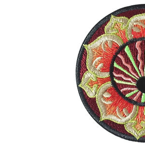 Écusson brodé personnalisé thermocollant pour chapeaux, vestes, vêtements, sacs à dos, uniformes – Fournisseur OEM - Product Image 3