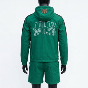 Conjunto Corto de Chaqueta Cortavientos y Pantalones Cortos para Hombre, en Poliéster Taslon Verde, con Capucha, Paneles en Contraste y Logotipo Personalizado - Product Image 2