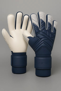 ถุงมือผู้รักษาประตูฟุตบอลแบบมืออาชีพ ทำจากยาง PU สำหรับฝึกซ้อมและการแข่งขัน ป้องกันนิ้วมือลื่นหลุด เหมาะสำหรับระดับประถมศึกษาและมัธยมศึกษา - Product Image 5