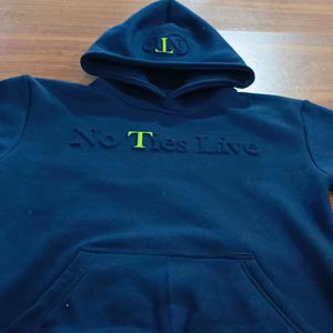 Sweat-shirt à capuche unisexe de haute qualité 100% coton, personnalisé avec impression 3D en relief et sérigraphie, essentiel pour l'hiver, pour hommes - Product Image 1