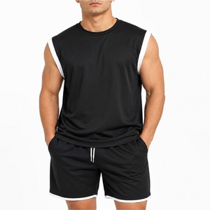 Ensemble short et débardeur d'été pour homme – Respirant, tricoté, confortable, coupe décontractée, sans manches, design moderne et personnalisé, streetwear élégant - Product Image 1