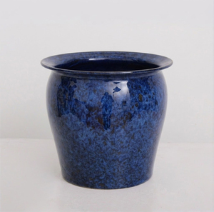 Pot de fleurs rond en métal aspect céramique bleu, effet plastique moderne émaillé, pour usage intérieur et extérieur - Product Image 1