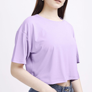 Camiseta Corta de Alta Calidad para Mujer, con Hombros Caídos, Estampado en Serigrafía, Talla Grande, Top Corto - Product Image 3