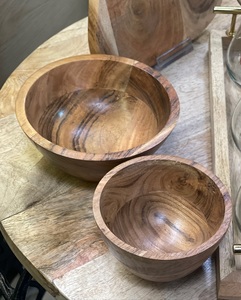 Cuenco de madera de diseño para decoración del hogar contemporáneo que mejora la colección de vajillas con artesanía artística en madera. - Product Image 3