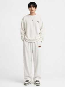 ONETEN APPARELS Conjunto Deportivo 2 en 1 para Hombre, Blanco, de Algodón, Manga Larga, Media Cremallera, Corte Holgado, Estampado, Ropa Casual de Otoño - Product Image 1