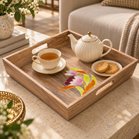 Plateau en bois naturel émaillé, plateau de service floral, plateau décoratif pour la salle à manger, plateau à poignée découpée, plateau de service en bois, articles de service pour la cuisine