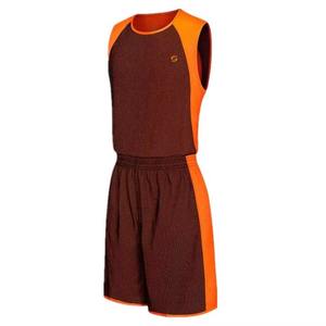 Uniforme de basket-ball personnalisé avec couleurs sur mesure, broderie, impression et normes de fabrication de contrôle qualité professionnelles - Product Image 4