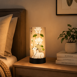 Lámpara de Mesa Decorativa con Estampado de Vaca Lotus, Pantalla de Tela Hecha a Mano, Lámpara LED de Noche para Mesita de Noche, Decoración del Hogar, Regalo para Sala de Estar u Oficina - Product Image 4
