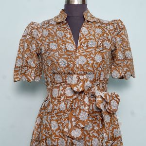 Robe en coton indien à imprimé floral, robe boutonnée, robe de chambre pour femme, robe décontractée, robe imprimée pour femme, manches courtes, longueur longue - Product Image 4