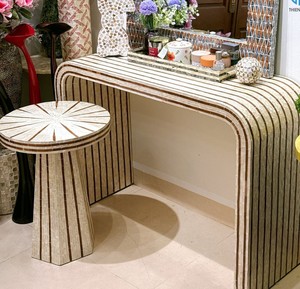 Tabourets sur piétement Sunburst Starburst, mosaïque artisanale en nacre, petite table d'appoint pour la décoration du salon et de la chambre. - Product Image 2