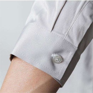 Polo à manches longues en soie glacée de luxe sur mesure, grande taille, à séchage rapide pour hommes - Product Image 3