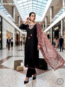 Kurti de viscosa de buena calidad, nueva variedad, con bordados, conjunto con pantalón y dupatta, proveedor de la India a precio mayorista. - Product Image 4