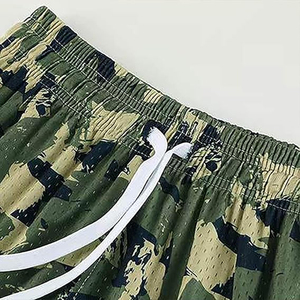 Shorts de sport pour hommes, style urbain, pour le basketball et la plage, entrejambe de 5 pouces, taille élastique confortable, imprimé camouflage Real Tree, doublure en maille - Product Image 3