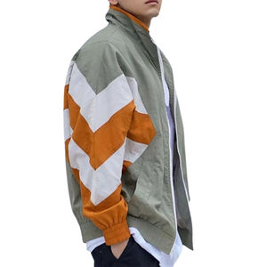 เสื้อแจ็คเก็ตมีฮู้ดสไตล์มินิมอลทันสมัย กันลม กันน้ำ แห้งเร็ว น้ำหนักเบา ทรงหลวม เหมาะสำหรับกิจกรรมกลางแจ้ง สไตล์ฮิปฮอป ตกแต่งด้วยผ้าแบบแพทช์เวิร์คสไตล์เกาหลี - Product Image 3