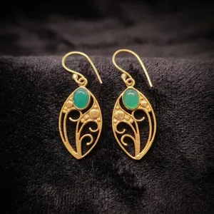 Pendientes de Latón Verde al por Mayor, Joyería de Moda Hecha a Mano, Fabricante de Pendientes, Diseño Personalizado, Pendientes de Latón para Mujer - Product Image 4