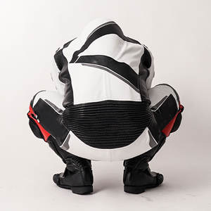 ชุดมอเตอร์ไซค์แบบปรับได้รุ่นใหม่ คุณภาพสูงระดับมืออาชีพ ชุดแข่งรถมอเตอร์ไซค์หนังสีสั่งทำสำหรับผู้ชาย มีจำหน่ายแล้ว - Product Image 6