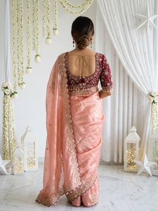 Elegante sari de seda rosa con blusa color granate para bodas, para mujeres de India y Pakistán. - Product Image 3