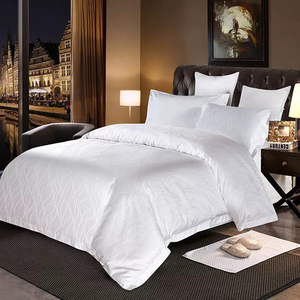 Ensemble de linge de lit d'hôtel 240TC à rayures de 3 cm, polycoton, rayures blanches pour hôtel 3 étoiles - Product Image 4