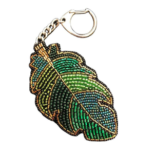 Porte-clés/Anneau porte-clés léger et durable, brodé à la main avec des perles de rocaille, motif floral coloré, fabriqué en Inde - Product Image 4