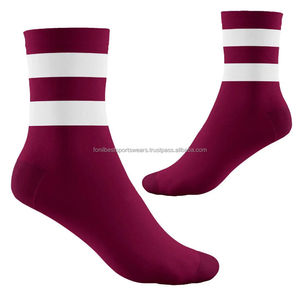 Chaussettes grises pour femmes avec accents violets, respirantes, séchage rapide, écologiques, en mélange de coton tricoté, pour le sport et le quotidien - Product Image 6