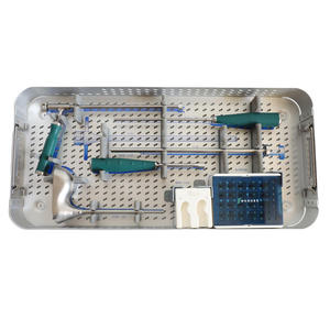Ensemble d'instruments pour vis pédiculaires en chirurgie de la colonne vertébrale avec poignées ergonomiques en silicone vert dans une boîte de stérilisation en acier inoxydable - Product Image 4