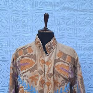 Hermosas Chaquetas de Terciopelo Suave con Diseño Bordado, Cierre de Botones, Estilo Nehru, Chaqueta Corta, Ropa de Invierno para Mujer - Product Image 1