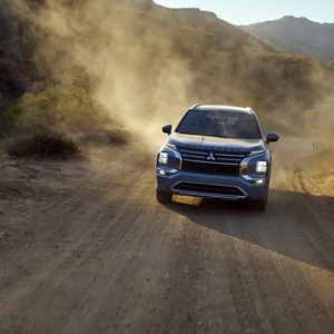 มิตซูบิชิ เอาท์แลนเดอร์ 2022 รถ SUV ระดับพรีเมียม คุณภาพหรูหรา เทคโนโลยีอัจฉริยะ ปลอดภัยเป็นสิ่งสำคัญ พร้อมสำหรับตลาดครอบครัวทั่วโลก ราคาสุดคุ้ม - Product Image 5