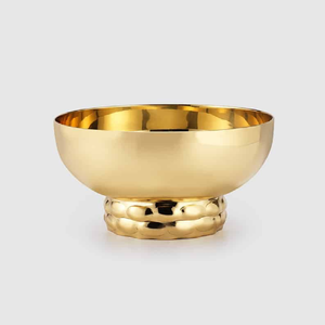 Bol de service en métal argenté martelé sur un support surélevé. Disponible à prix de gros pour la restauration et les cuisines modernes. - Product Image 2