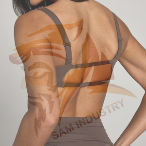 Sujetador deportivo de último diseño para mujer en venta en línea, ropa deportiva sostenible a precio asequible, sujetador deportivo para mujer - Product Image 4