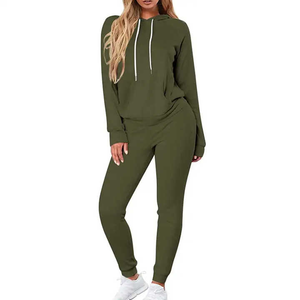 Conjunto Deportivo de Invierno Personalizado para Mujer, Sudadera con Capucha y Pantalones Deportivos para Correr - Product Image 4