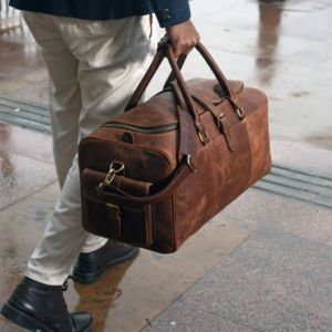 Bolsa de Viaje de Cuero Genuino Vintage, Bolsa de Fin de Semana de Gran Capacidad para Hombre con Bolsillo Frontal - Product Image 1