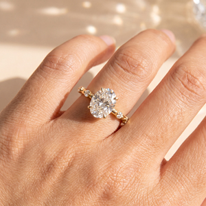 Bague en diamant CVD de laboratoire à taille ovale personnalisée, or jaune 18 carats de haute qualité, solitaire pour femme, bijoux fins de fiançailles - Product Image 2