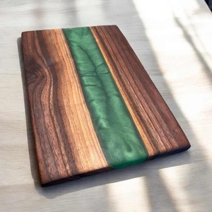 Tabla de Cortar Multiusos de Resina y Madera de Alta Calidad para Carne, Frutas, Pan y Queso - Product Image 3
